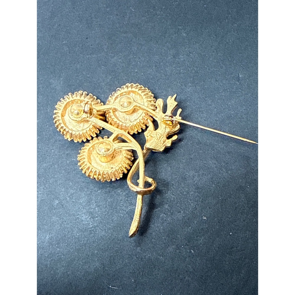 Vintage BSK Gold Tone Triple Sunflower  Brooch Pin - Picture 2 of 3